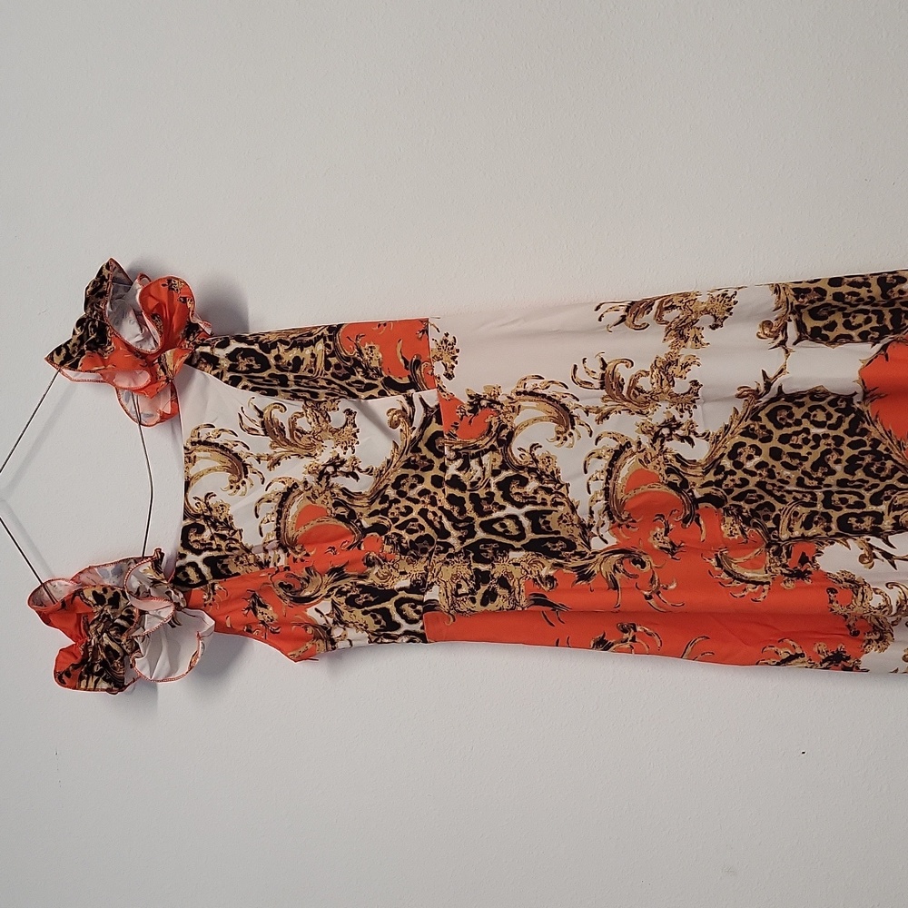 Vonda dress orange and white